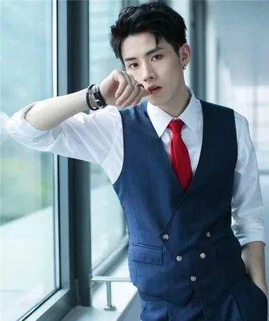 吃瓜大眼男星都有谁,揭秘那些引人注目的“大眼”明星