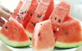 吃瓜拉肚子三天,三天吃瓜拉肚子的尴尬经历